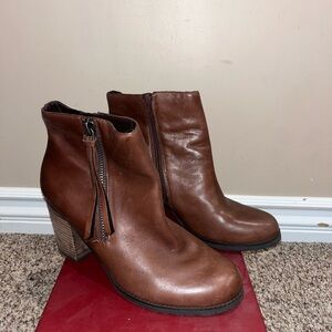Cognac Brown Leather Ankle Booties with Chunky Heel
